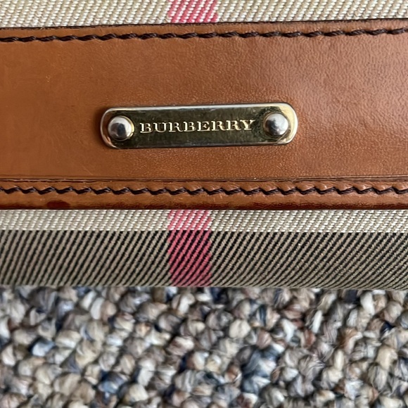 Burberry Tan and Black Wallet with Classic Check Design - Picture 3 of 15